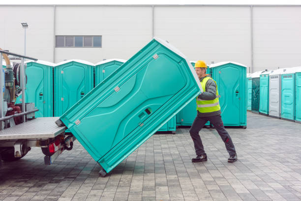 Best Restroom trailer rental cost  in Wellington, KS